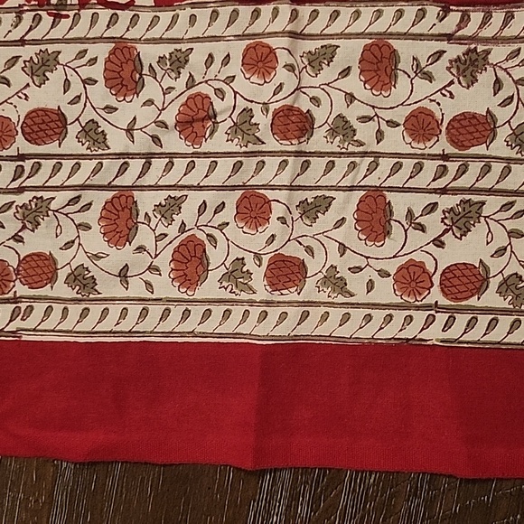 NWT hand block printed table cover - Picture 2 of 4